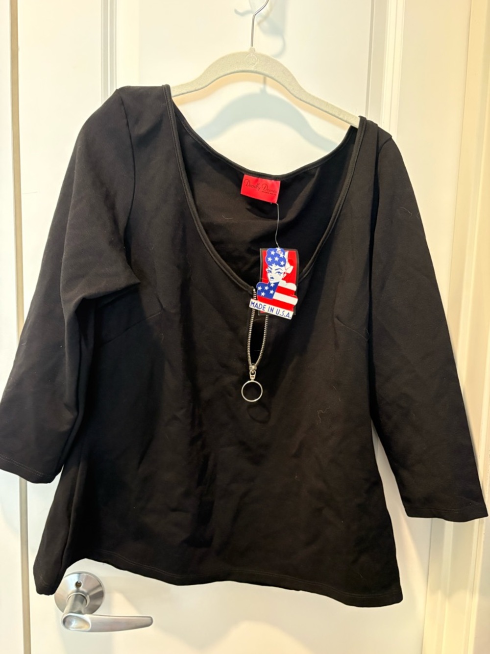 Black Long-Sleeve Scoop Neck Zip-Ring Top